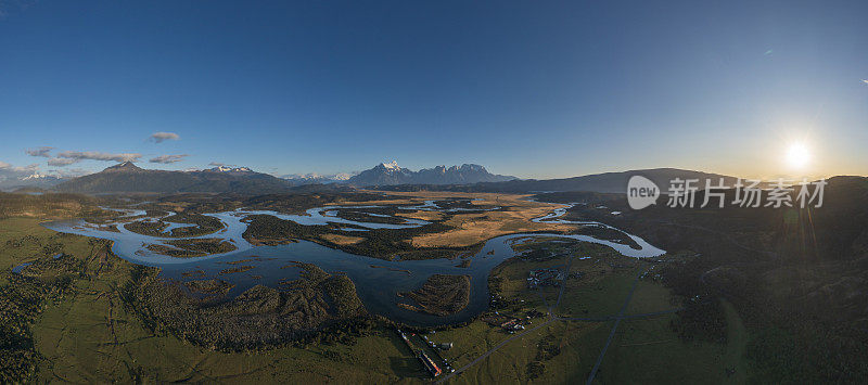 Serrano River Cerro Torre, Torres del Paine，智利